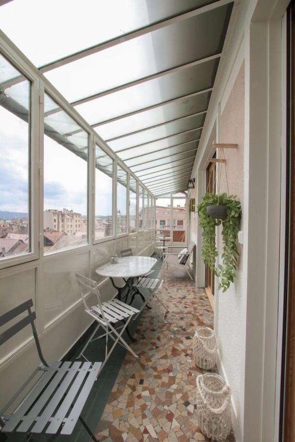 Large 5 Rooms With Garage In The City Center Анси Экстерьер фото